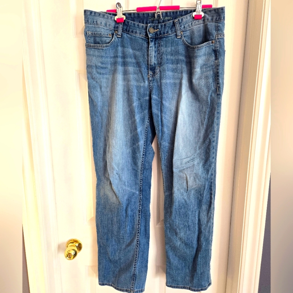 (34x30) Calvin Klein Straight Jeans
